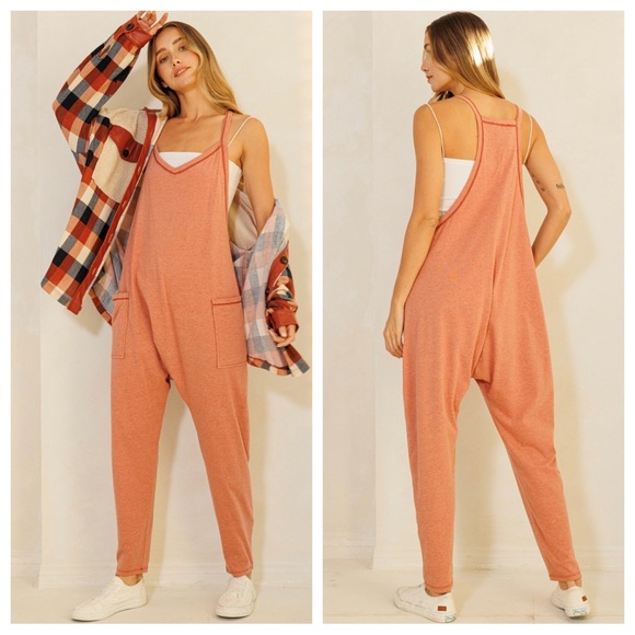 Boho Fabulous Sleeveless Solid Härem Jumpsuit - Picture 1 of 3